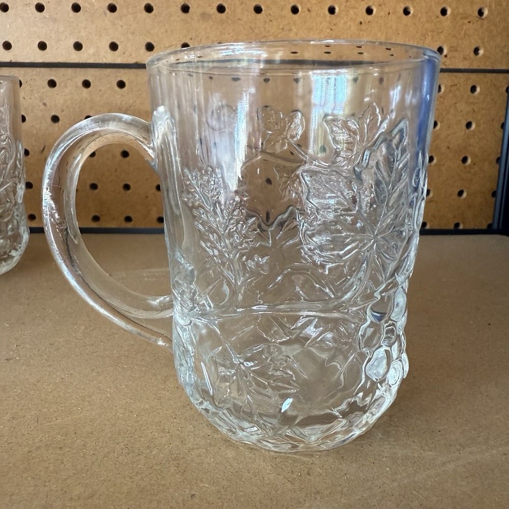 LOT Of 10 Glass Mugs Set Clear Maple Grape Leaves Cups 4 1/8" Tall